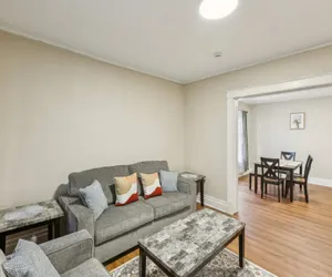 Photo 5 - Cozy Upper Flat Minutes from Niagara Falls