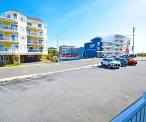 Photo 2 - Ocean Waye 106