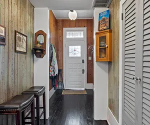 Photo 5 - Sells House