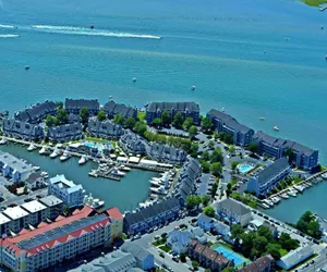 Photo 2 - Harbour Island 103L