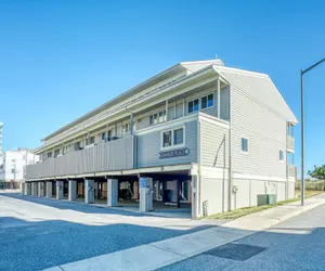 Photo 5 - Summer Place 10