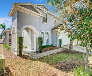 Photo 5 - Spacious 5BR Home w/ Private Pool+Spa in Scenic Davenport Location