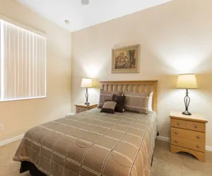 Photo 5 - 4BR Townhome at Regal Oaks Resort Close to Disney