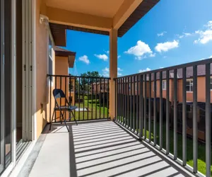 Photo 3 - 4BR Townhome at Regal Oaks Resort Close to Disney