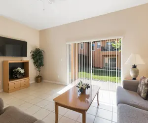 Photo 2 - 4BR Townhome at Regal Oaks Resort Close to Disney