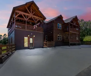 Photo 2 - Splash Mountain Lodge