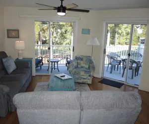 Photo 2 - 1 bedroom condo