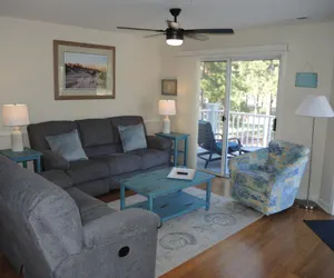 Photo 3 - 1 bedroom condo