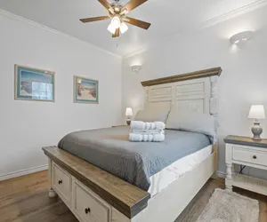 Photo 3 - Bungalow on Ave O