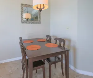 Photo 2 - Phoenix East 2 Bed 2 Bath Select Sleeps 6