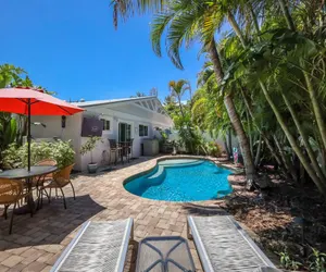 Photo 2 - Paradise Palms