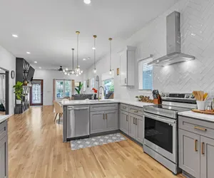 Photo 3 - Stylish Bungalow Near BeltLine & Breweries
