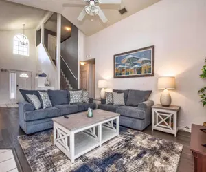 Photo 3 - Beautiful Waterfront home close to Disney!