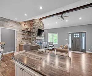 Photo 3 - Lakeside Retreat with Hot Tub & Game Room