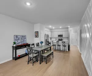 Photo 3 - Modern Nest - Huntsville Hideaway