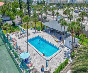 Photo 5 - Siesta Beach Retreat