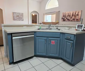 Photo 3 - Gated 4 bed with Pool and Spa close to Disney