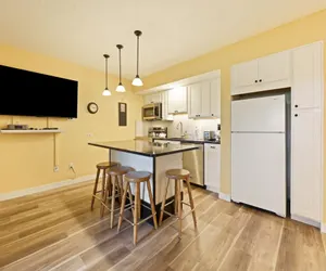 Photo 3 - Ski Condo 138