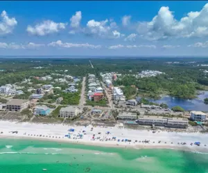 Photo 2 - Relaxing Beach Retreat by Highway 30A