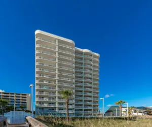 Photo 4 - Tradewinds 102