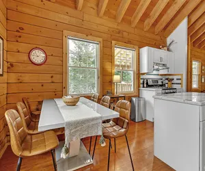 Photo 4 - Lincoln Cabin