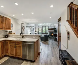 Photo 2 - Arrowhead Village | Premium 3 Bedroom Condominium