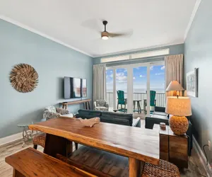 Photo 5 - Laketown Wharf 2123