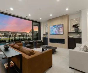 Photo 3 - Luxury Beachside
