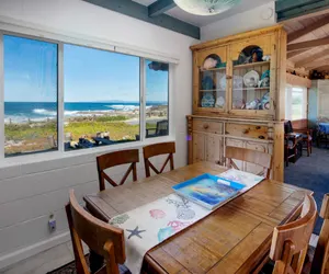 Photo 3 - 3976 Mirka's Beach House