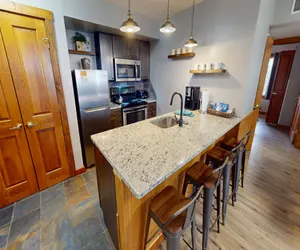 Photo 2 - Highland House 101 - Brigham Two Bedroom Condo