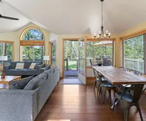 Photo 4 - 7 Vine Maple