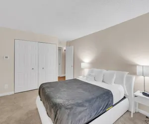Photo 5 - Arlington 2BR Furnished Apartment in Crystal City