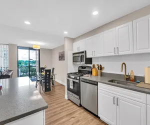 Photo 3 - Arlington 2BR Furnished Apartment in Crystal City