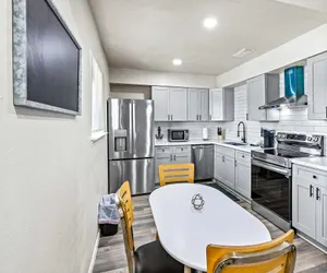 Photo 3 - Sandy Shores Suite 6