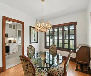 Photo 3 - Charming Manville Heights Cottage Retreat