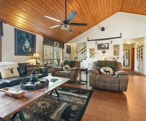 Photo 5 - The Dylan House