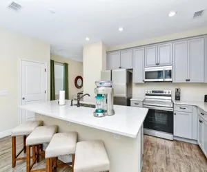 Photo 3 - Paradise Breeze Cottage by Shine Villas | Margaritaville Resort Orlando