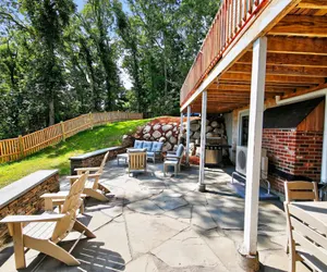 Photo 5 - Ocean Views & Private Beach 3BR Nature Escape