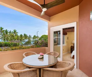 Photo 2 - Big Island Beach Villas at Kahaluu 1101