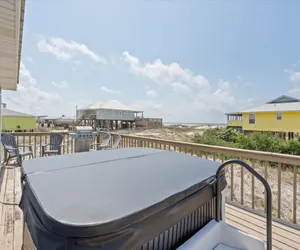Photo 2 - Dauphin Island Escape - 102 Ponchartrain Ct