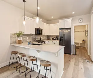 Photo 2 - Bachelor Bliss