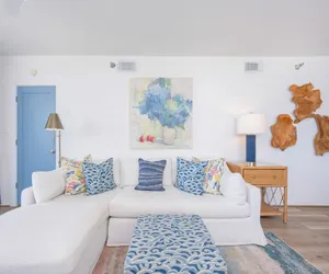 Photo 4 - Romar Place 701