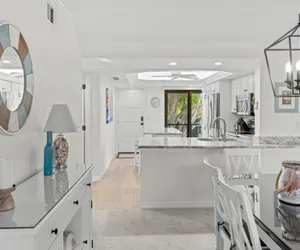 Photo 4 - Pointe Santo D27