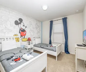 Photo 2 - Magical Getaway Near Disney | Private Pool + Resort Access, BBQ Grill!