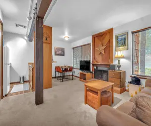 Photo 3 - Cozy Condo with Fireplace - Tamarack 3