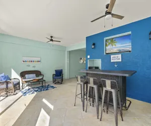 Photo 3 - 241 Oasis Pearl: 3BR Pool Home!