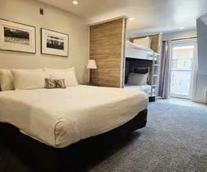 Photo 5 - Selkirk Bungalow