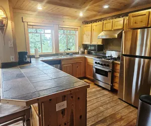 Photo 3 - Cabin 1 - 4 Bedroom