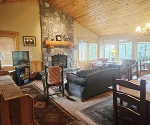 Photo 2 - Cabin 1 - 4 Bedroom