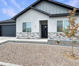 Photo 2 - Founders Retreat Rest Reflect Revere